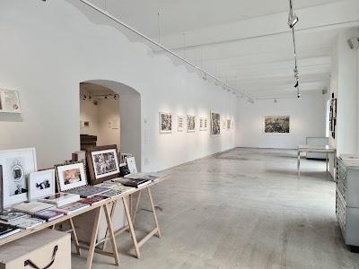 Anzenberger Gallery | Vienna, Austria | Art Yourself Atelier