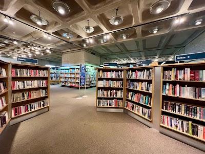Barbican Library | London, United Kingdom | Art Yourself Atelier