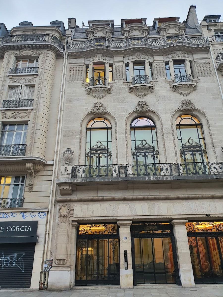 Galerie Claire Corcia | Paris, France | Art Yourself Atelier