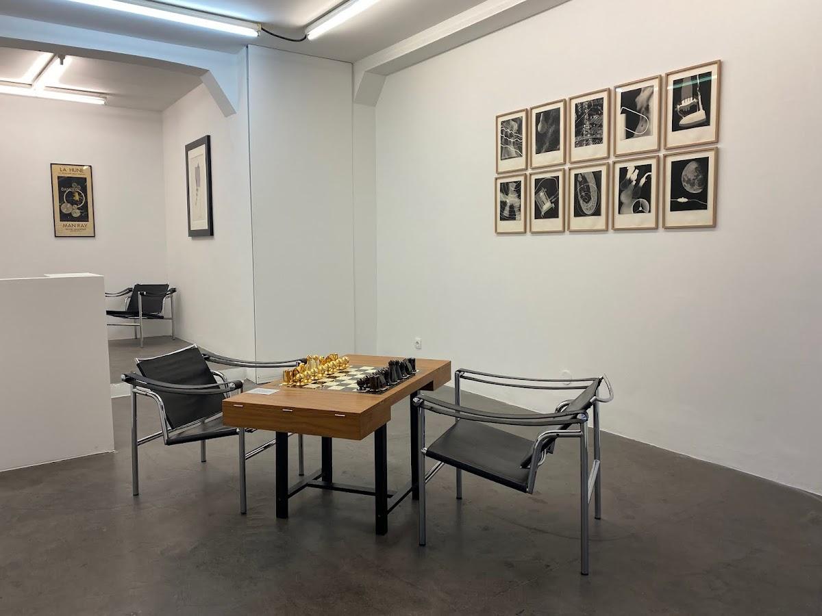 Galerie Eva Meyer | Paris, France | Art Yourself Atelier