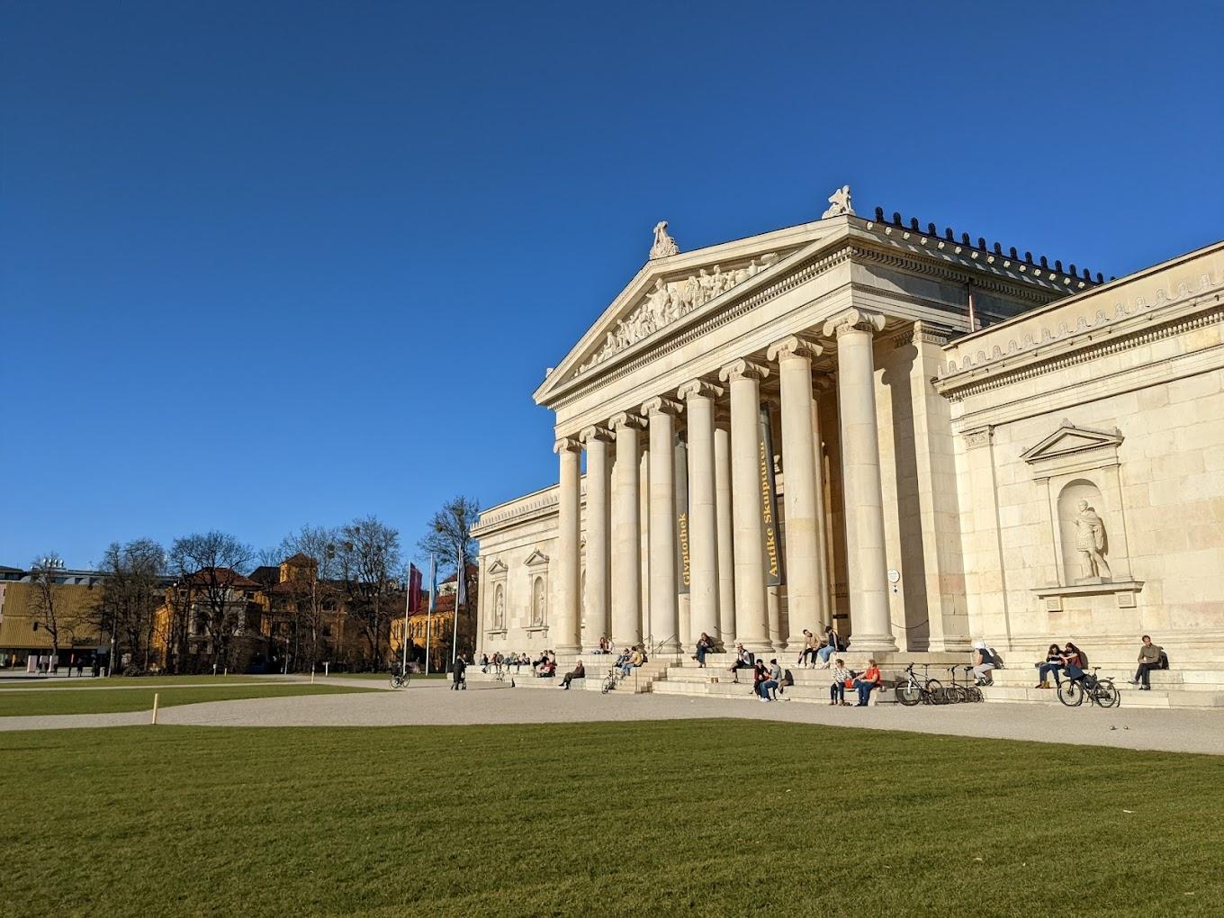 Glyptothek | Munich, Germany | Art Yourself Atelier