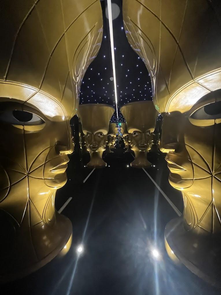 Illusionaries | London, United Kingdom | Art Yourself Atelier