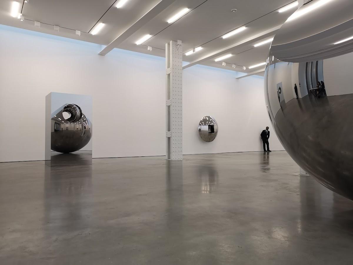 Lisson Gallery | 504 W 24th St. | New York, United States | Art Yourself Atelier
