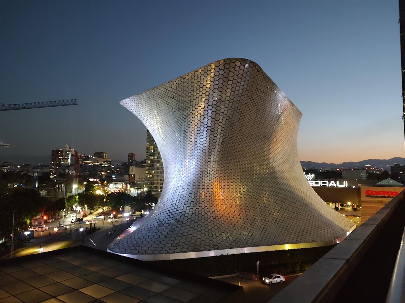 Museo Soumaya | Mexico City, Mexico | Art Yourself Atelier