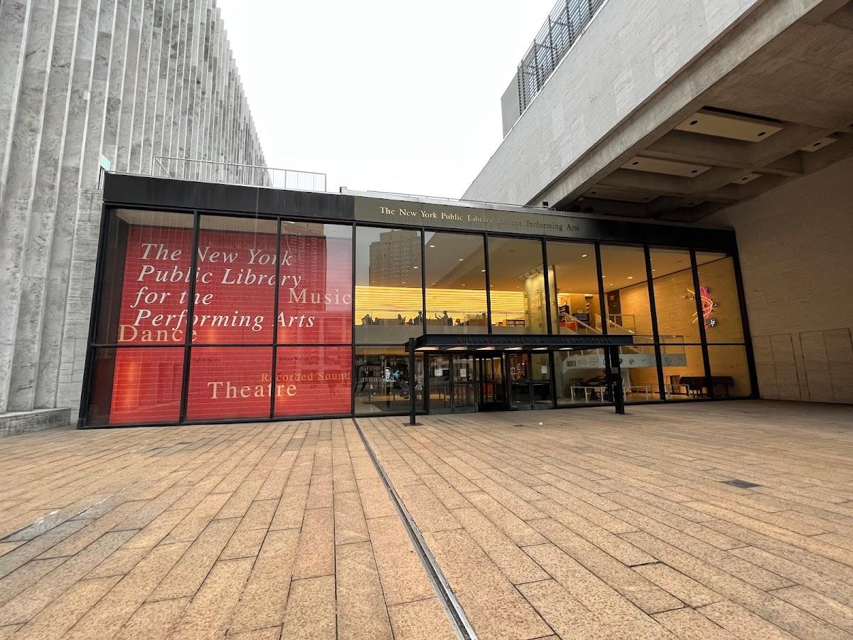 New York Public Library for the Performing Arts, Dorothy and Lewis B. Cullman Center | New York, United States | Art Yourself Atelier