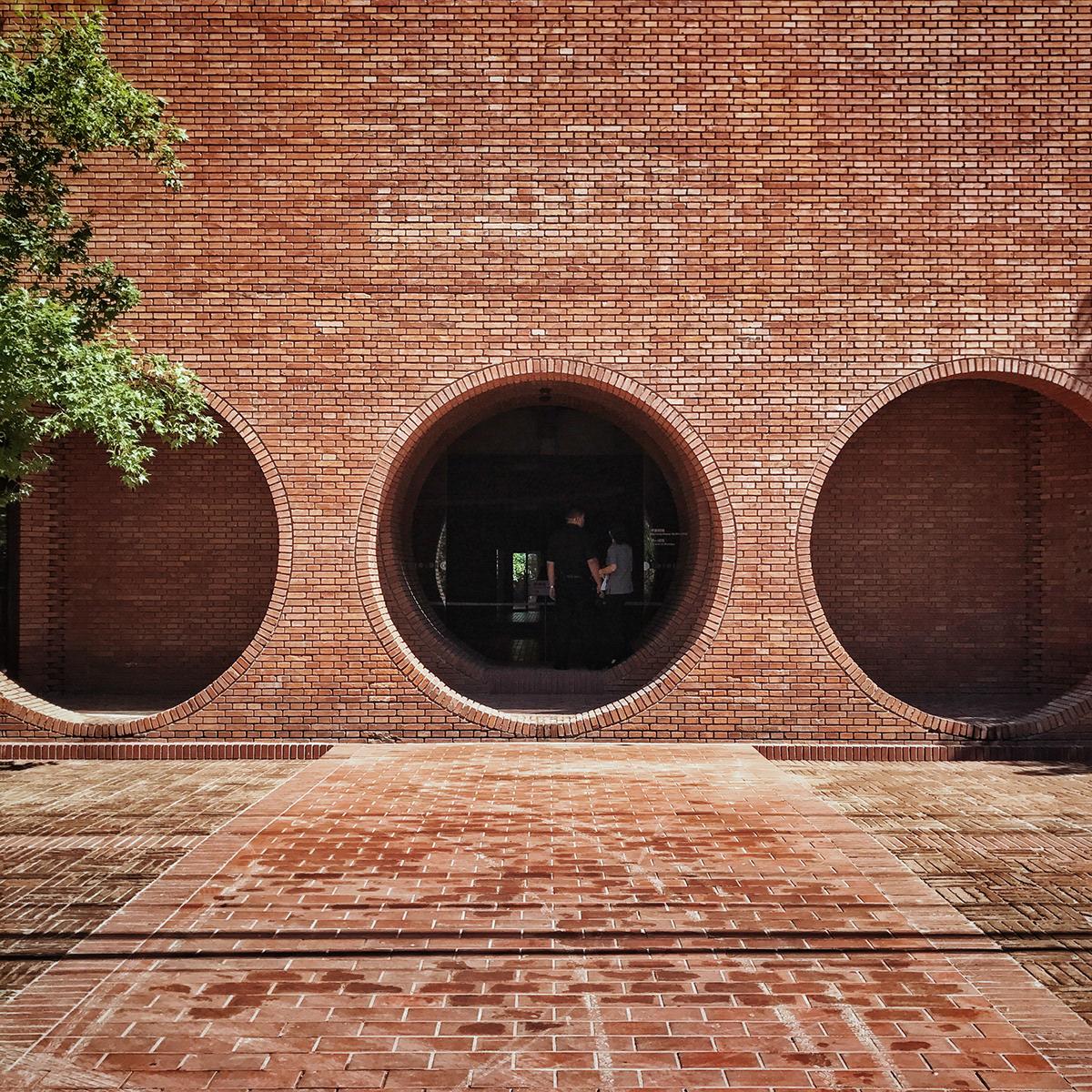 Red Brick Art Museum | Beijing, China | Art Yourself Atelier
