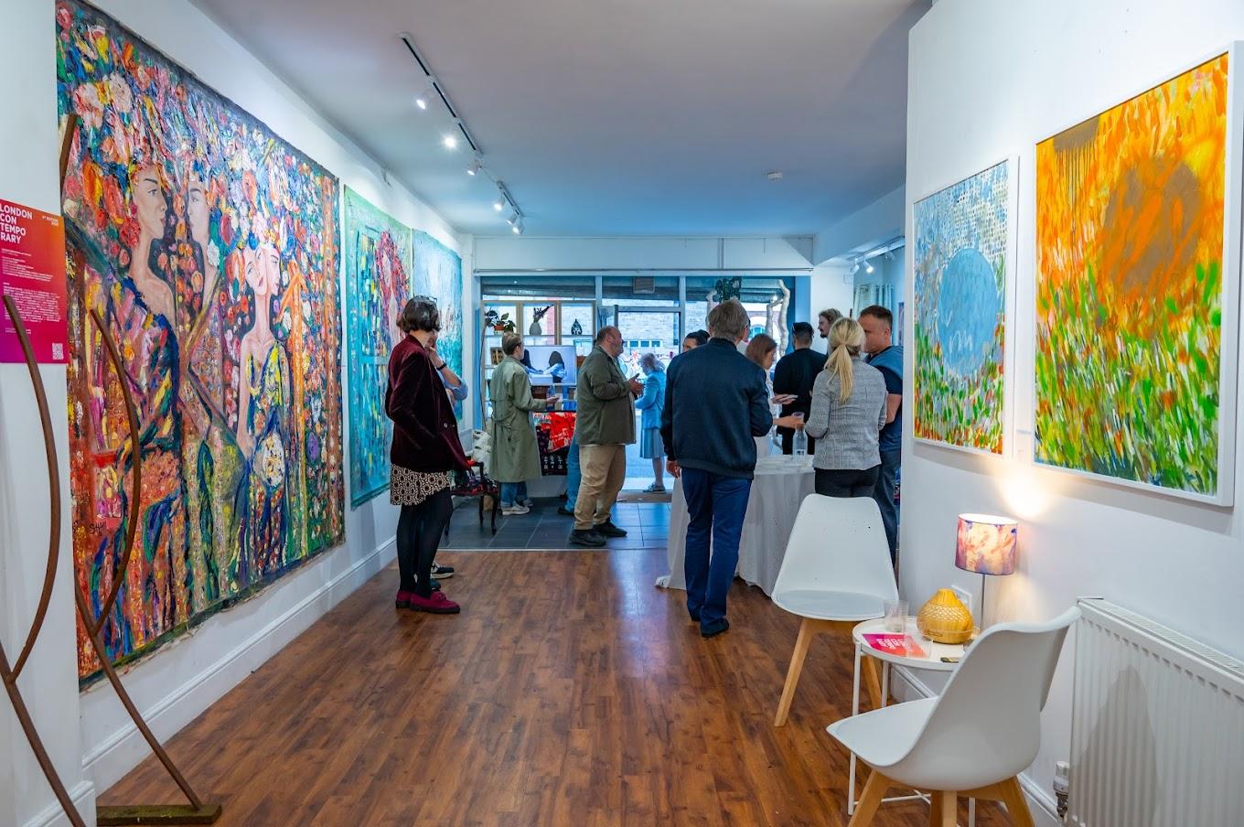 THE LINE Contemporary Art Space | London, United Kingdom | Art Yourself Atelier