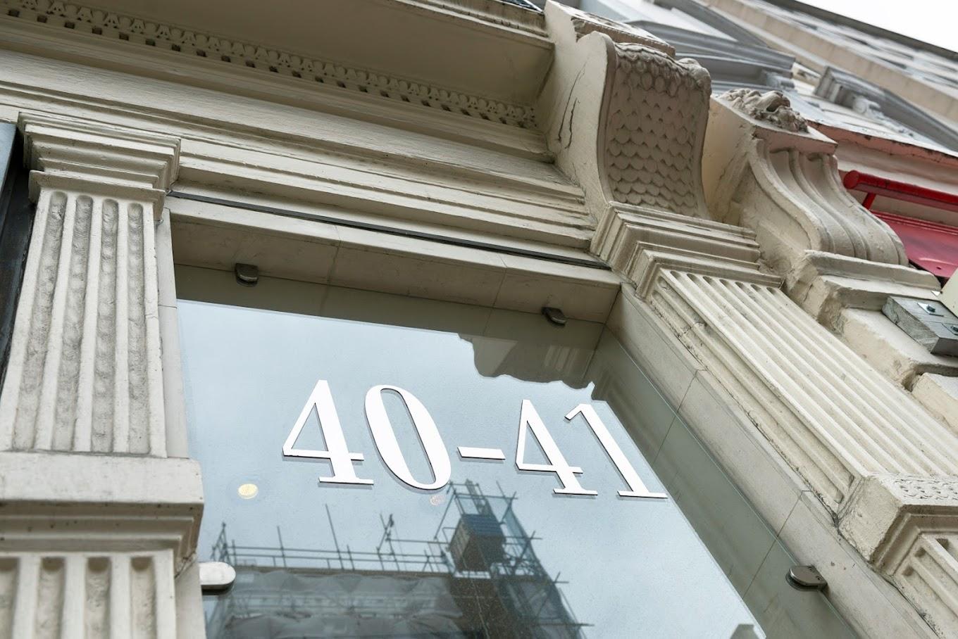 The Nine British Art | London, United Kingdom | Art Yourself Atelier
