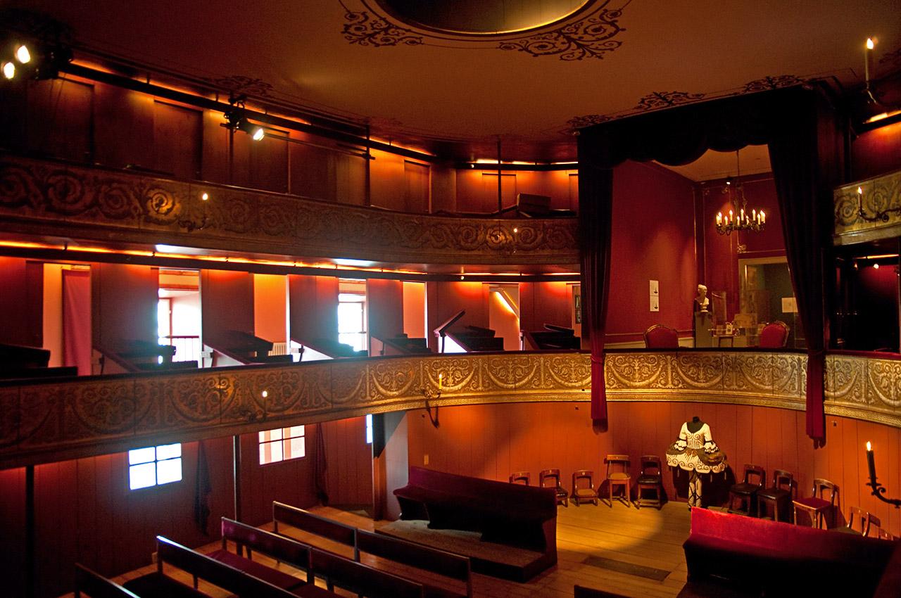 The Theatre Museum at The Court Theatre | Copenhagen, Denmark | Art Yourself Atelier