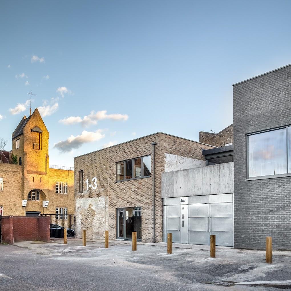 Yorkton Workshops | London, United Kingdom | Art Yourself Atelier