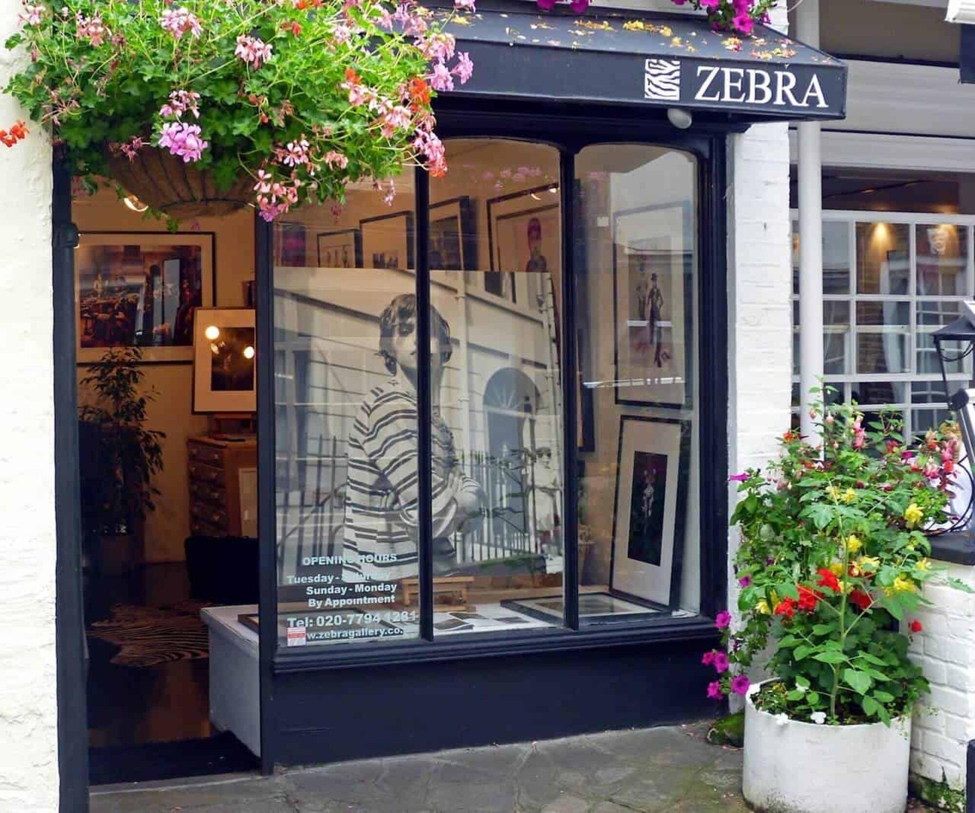 Zebra One Gallery | London, United Kingdom | Art Yourself Atelier